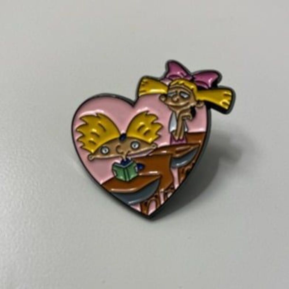 "Hey Arnold" Enamel Pin of Helga looking longingly at Arnold